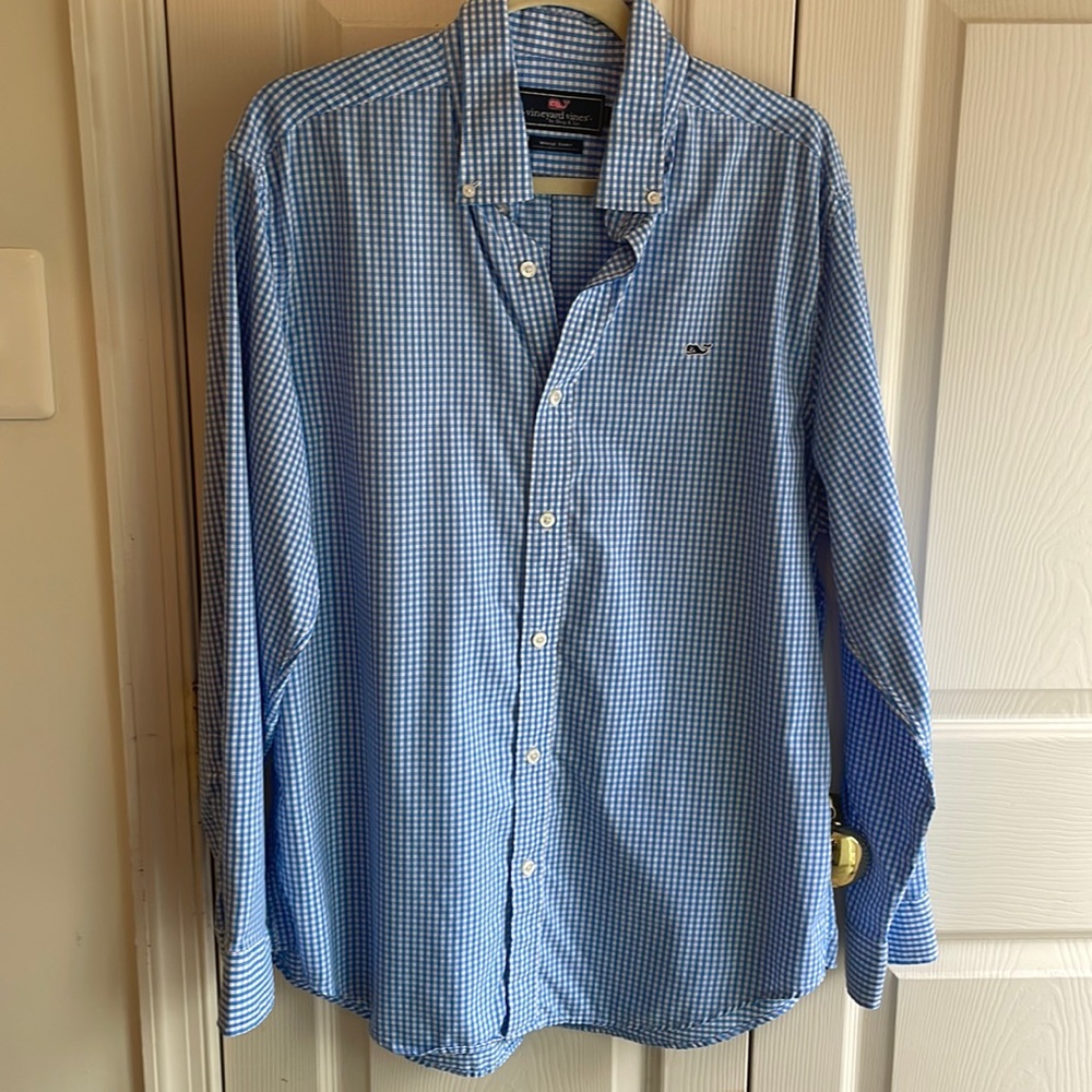 Vineyard Vines Size L